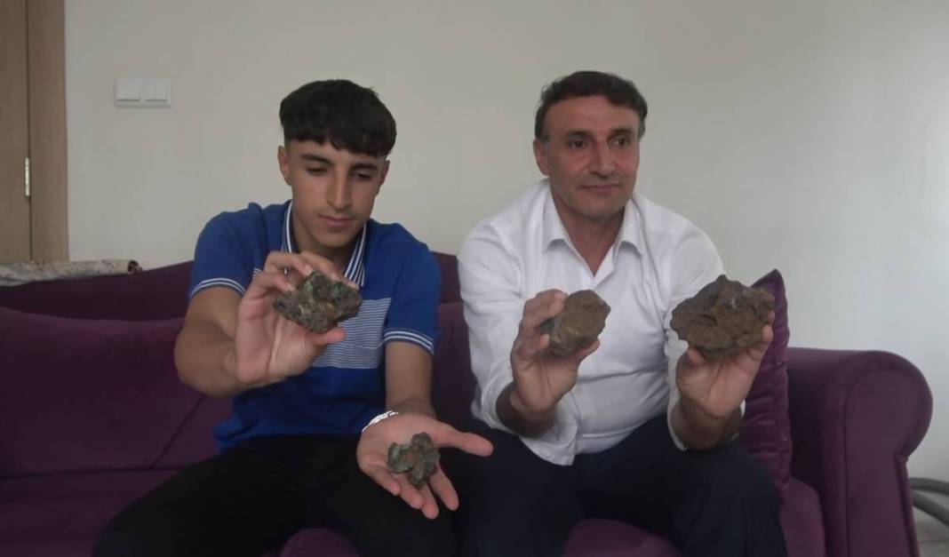 Otlakta bulduğu taş parçasını göktaşı diye alıp eve götürdü: Uyurken yaşadıkları nedeniyle bin pişman oldu! 14